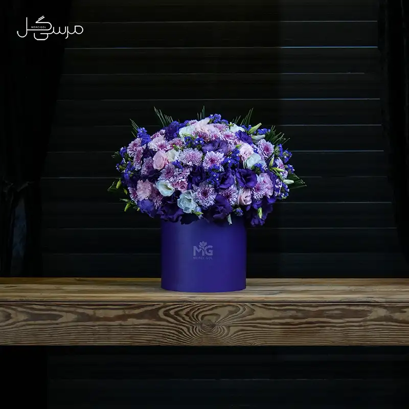باکس گل استوانه ای مینیمال برای عرض تبریک