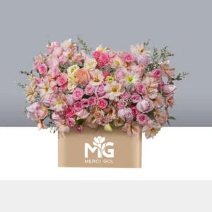 باکس گل رز گلد مناسب برای عرض تبریک BB142