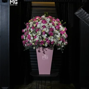 باکس گل بزرگ و با شکوه مناسب برای بله برون و خواستگاری BB147-J
