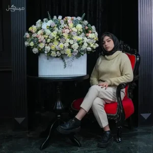 باکس گل بزرگ با رنگ بندی سفید شیری ویژه تبریک