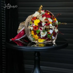 دسته گل مینیمال زنبوری